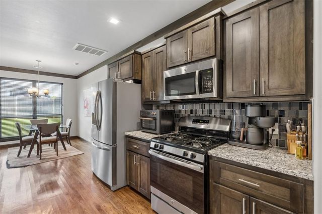 6116 Beverly Hills Drive, Edmond, OK 73034
