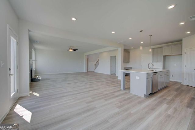 745 Dunlake Way, Locust Grove, GA 30248