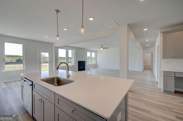 745 Dunlake Way, Locust Grove, GA 30248