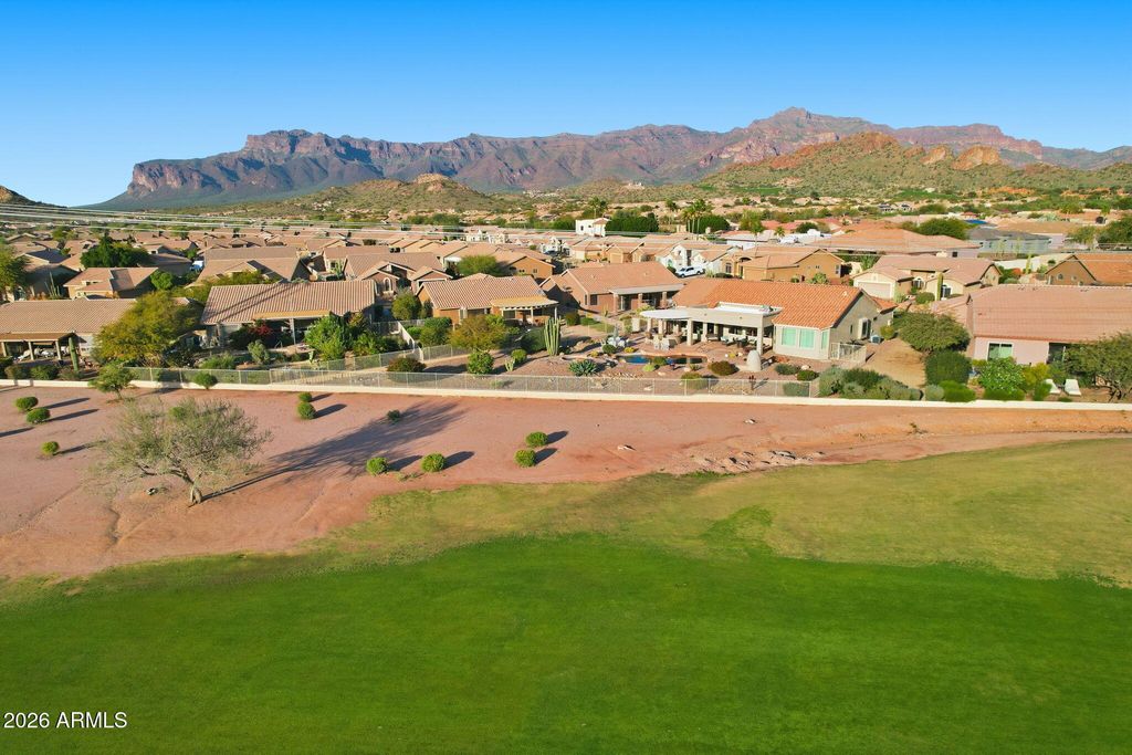 Image 10 of property listing at 6280 S SANDTRAP Drive, Gold Canyon, AZ 85118