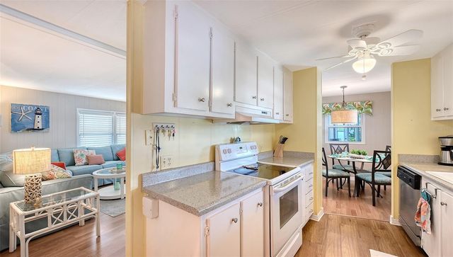 49 CABALLO WAY, Bradenton, FL 34209