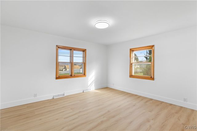 94 Campbell Avenue, Whitestown, NY 13495