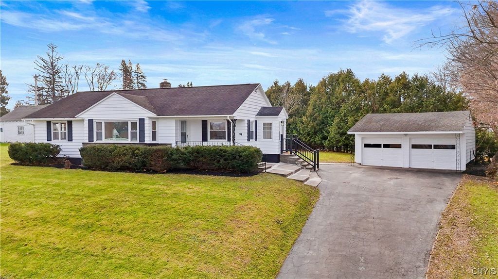 94 Campbell Avenue, Whitestown, NY 13495