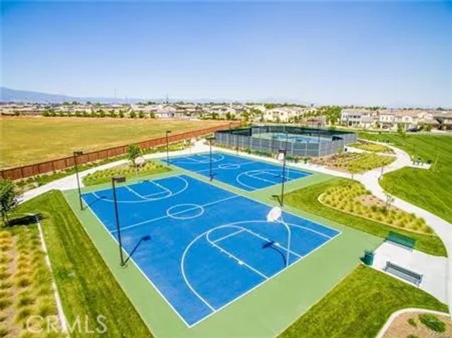 7862 Holland Park Ct, Chino, CA 91708