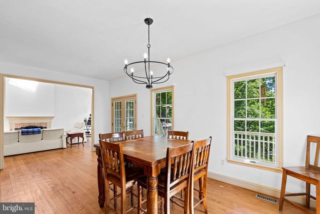 5017 NORRISVILLE RD, White Hall, MD 21161