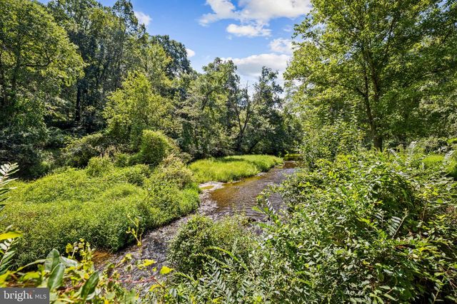 5017 NORRISVILLE RD, White Hall, MD 21161
