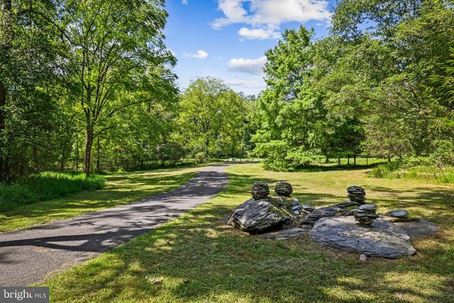5017 NORRISVILLE RD, White Hall, MD 21161