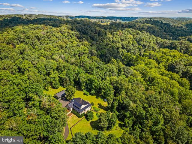 5017 NORRISVILLE RD, White Hall, MD 21161