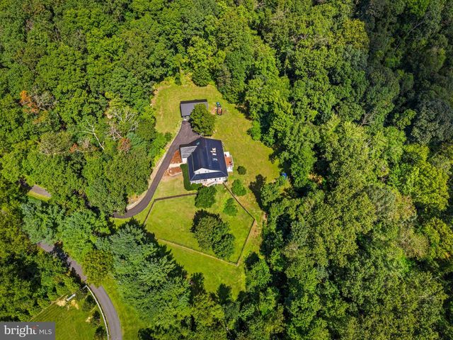 5017 NORRISVILLE RD, White Hall, MD 21161