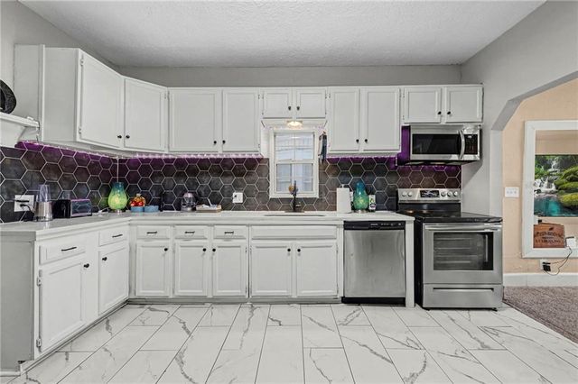 2922 E 29th Street, Kansas City, MO 64128