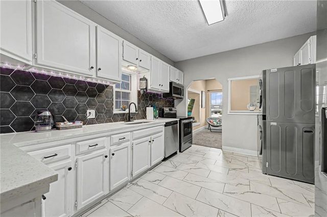 2922 E 29th Street, Kansas City, MO 64128