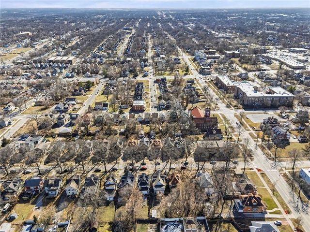 2922 E 29th Street, Kansas City, MO 64128