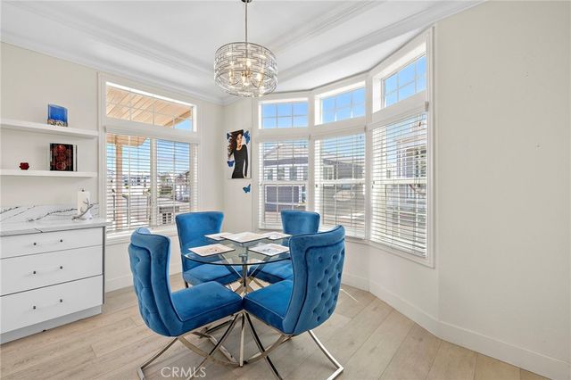 252 Mayflower, Newport Beach, CA 92660