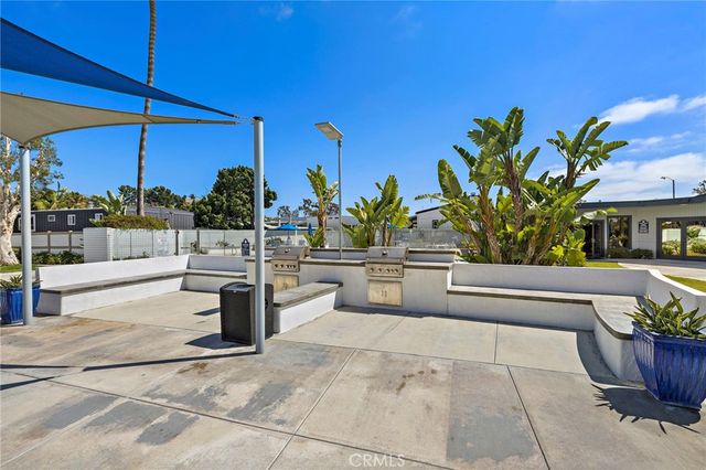 252 Mayflower, Newport Beach, CA 92660