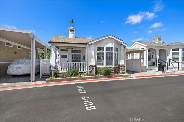252 Mayflower, Newport Beach, CA 92660