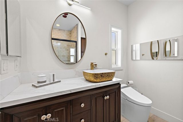 252 Mayflower, Newport Beach, CA 92660