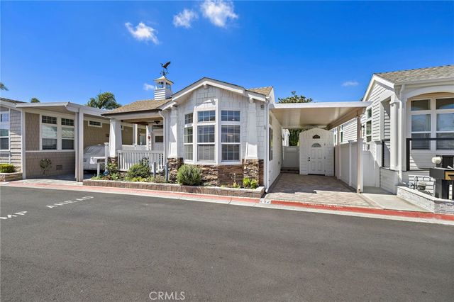 252 Mayflower, Newport Beach, CA 92660