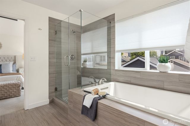 2933 NE Marquette Way, Issaquah, WA 98029