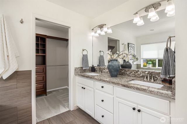 2933 NE Marquette Way, Issaquah, WA 98029