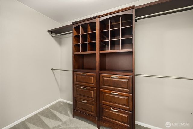 2933 NE Marquette Way, Issaquah, WA 98029