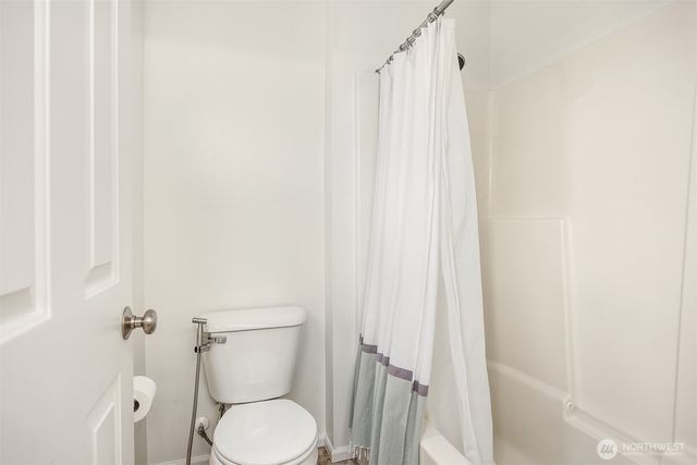 2933 NE Marquette Way, Issaquah, WA 98029