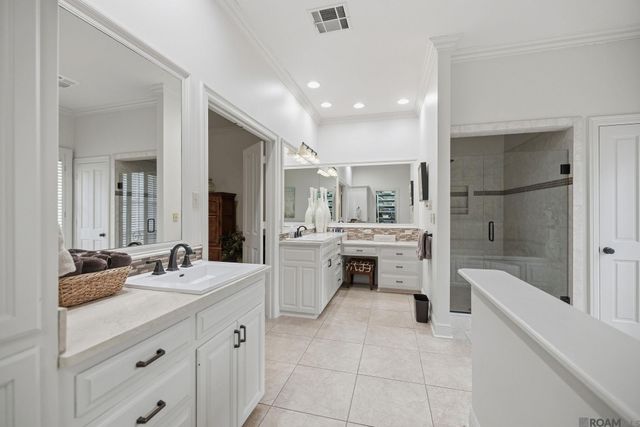 19173 Hickory Bay Ct, Baton Rouge, LA 70817