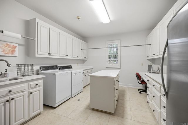 19173 Hickory Bay Ct, Baton Rouge, LA 70817