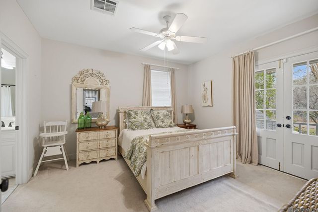 19173 Hickory Bay Ct, Baton Rouge, LA 70817