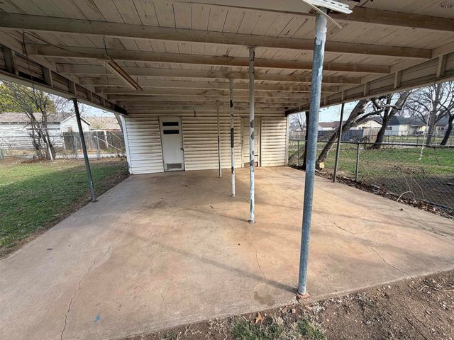 1656 MCGREGOR AVENUE, Wichita Falls, TX 76301