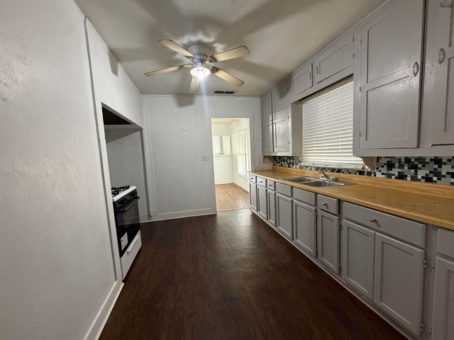 1656 MCGREGOR AVENUE, Wichita Falls, TX 76301