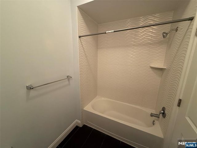 2001 Hudson Terrace 602, Fort Lee, NJ 07024