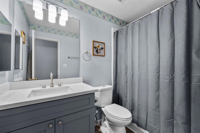 10614 Twin Circles Drive, Montgomery, TX 77356
