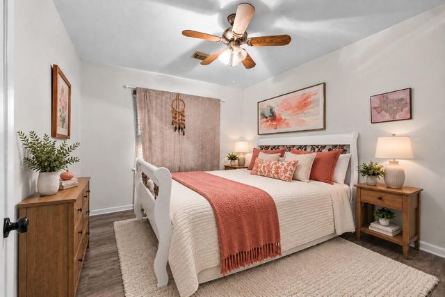10614 Twin Circles Drive, Montgomery, TX 77356