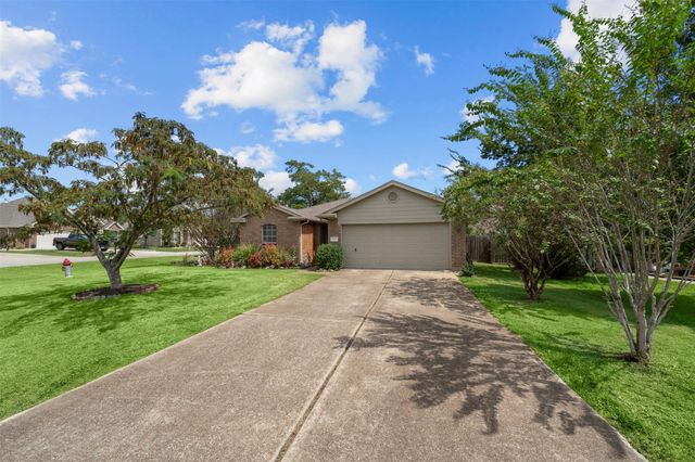 10614 Twin Circles Drive, Montgomery, TX 77356