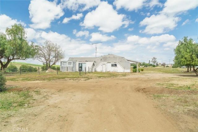 33041 Briggs Road, Menifee, CA 92584