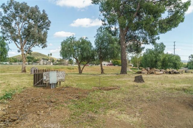 33041 Briggs Road, Menifee, CA 92584