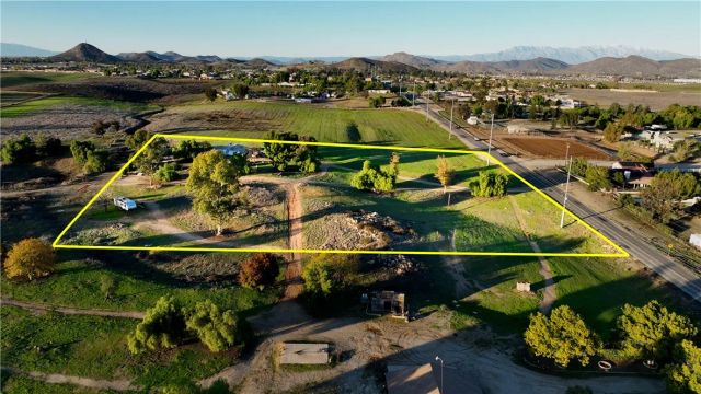 33041 Briggs Road, Menifee, CA 92584