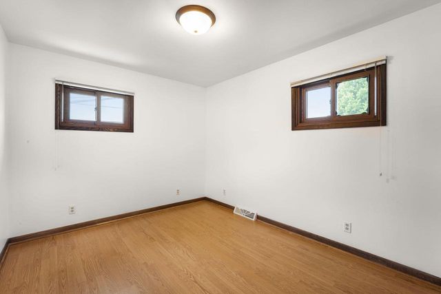 627 Blake AVENUE, South Milwaukee, WI 53172