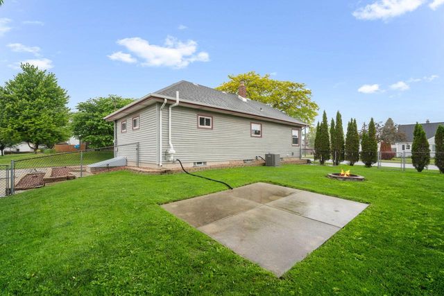 627 Blake AVENUE, South Milwaukee, WI 53172