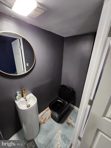 7813 MIDIS PL, Philadelphia, PA 19153