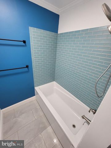 7813 MIDIS PL, Philadelphia, PA 19153