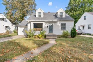 3101 Plymouth Drive, Lansing, MI 48910