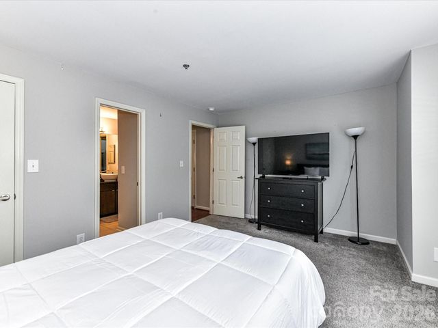 509 N Graham Street 2L, Charlotte, NC 28202