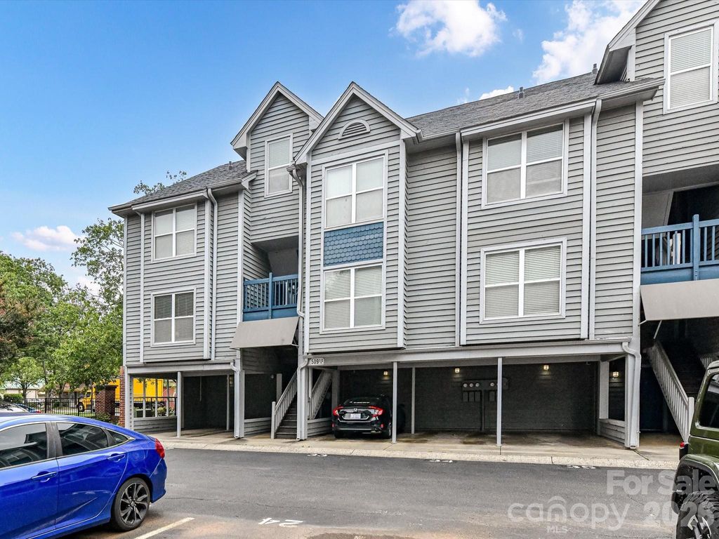 509 N Graham Street 2L, Charlotte, NC 28202