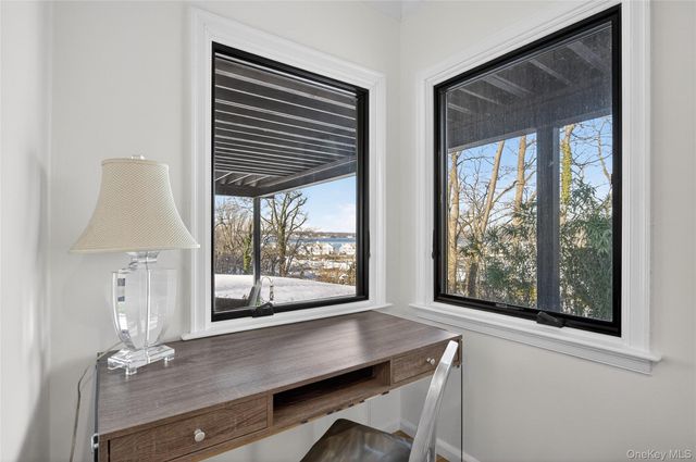 2 Prospect Avenue, Sea Cliff, NY 11579