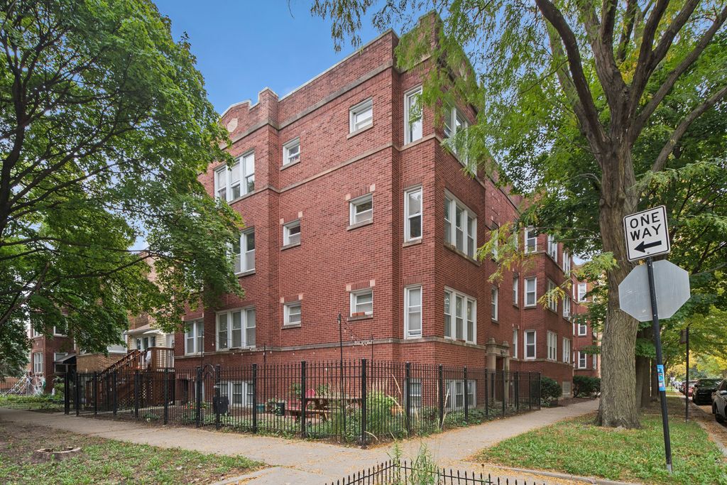 3701 W Cullom Avenue 2B, Chicago, IL 60618 — exterior