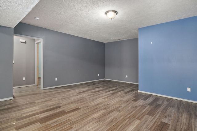 3821 W Lark Street, Springfield, MO 65810