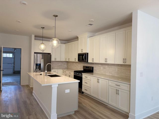 2103 DONATELLO DR, Princeton, NJ 08540