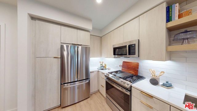 250 E Broadway 536, Long Beach, CA 90802