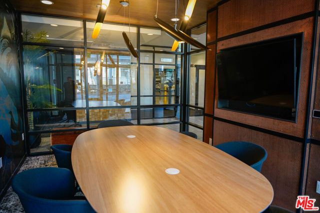 250 E Broadway 536, Long Beach, CA 90802